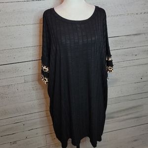 𝅺2X Haptics By Holly Harper Tee